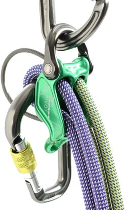 DMM Pivot Rock Climbing Belay Device -Climbing Equipment 9627853a c940 40e3 88b0 843b464b01ff 86ce71bc fe72 4f87 8ee0 a8f858fb475cpivotguidemode