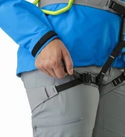 Arcteryx AR-385a Women's Rock Climbing Harness -Climbing Equipment AR 385a Harness Women s Pegasus Leg Loop