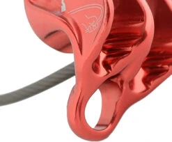DMM Pivot Rock Climbing Belay Device -Climbing Equipment d836b361 9000 41e0 a56d b2f6ee7f3a5e 41892474 f2dd 4c5d 8f4c b579654e6bebattachment hole