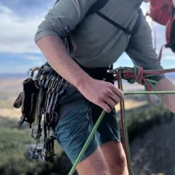 Black Diamond Solution Rock Climbing Harness -Climbing Equipment zllo1293K